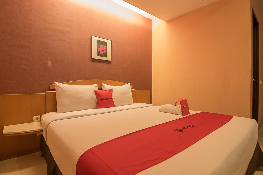 Reddoorz Plus @ Cipaganti Street 3 Bandung Buitenkant foto