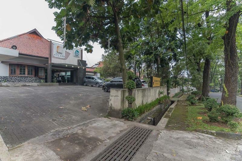Reddoorz Plus @ Cipaganti Street 3 Bandung Buitenkant foto